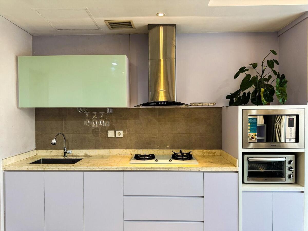 Pejaten Park 2br Abalone With Wi-fi & Pool By Damaresa Apartment